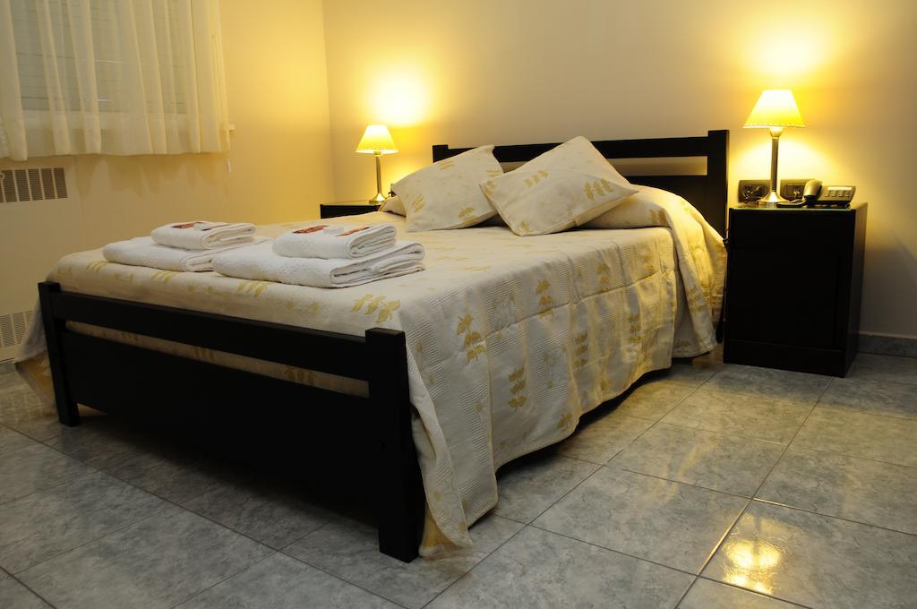 Hotel Euzko Alkartasuna Macachin  Room photo